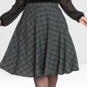 ✨Bundle 3 for $35✨ Hell Bunny 50s Skirt Green Pebble Size 2XL (check size chart)